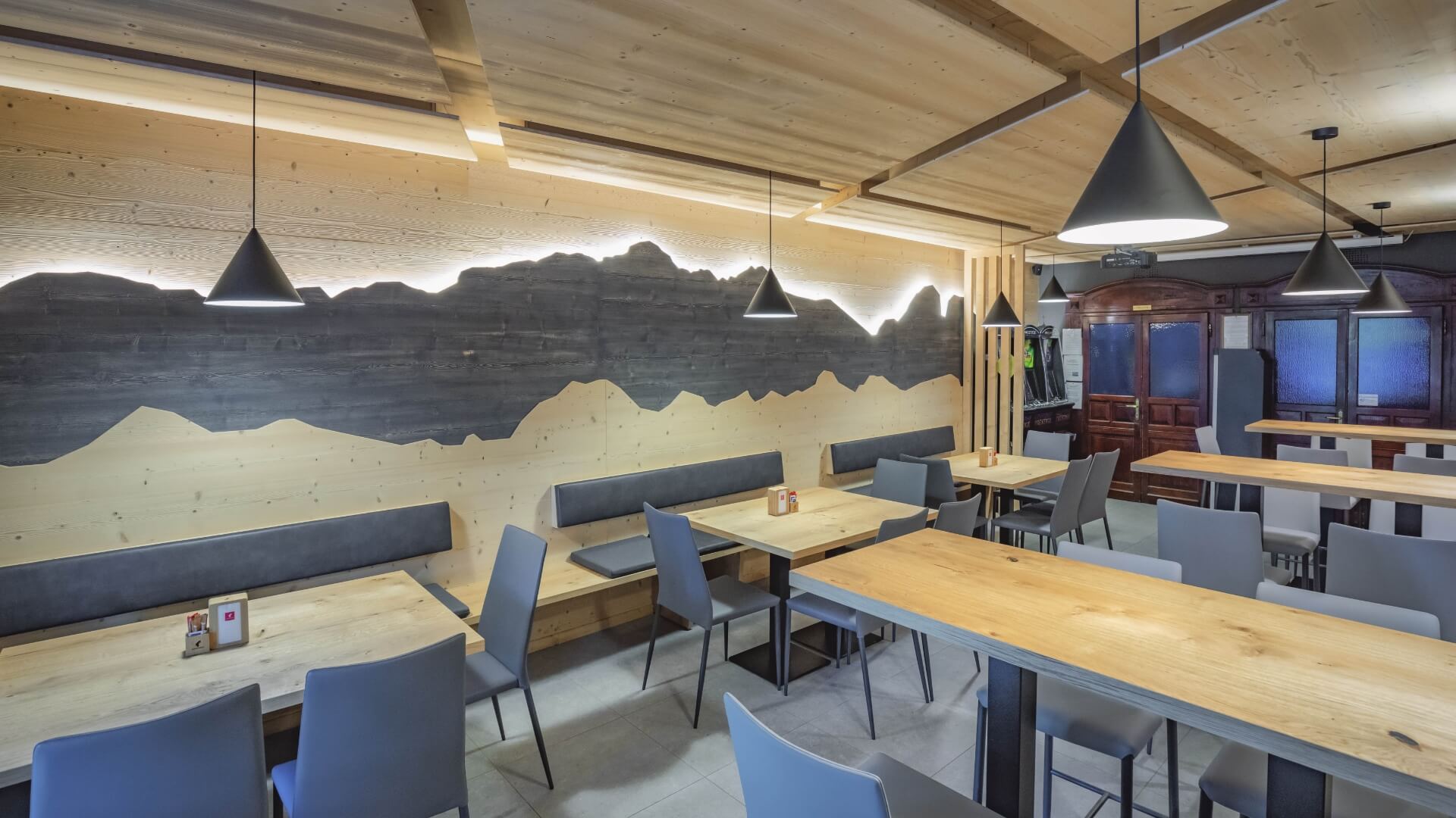 Rinnovo interni Caffè Miniere